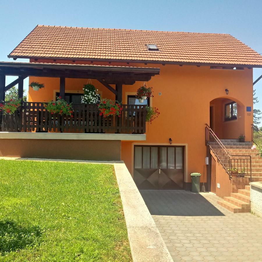 Apartment Petrovic Slunj Exterior foto